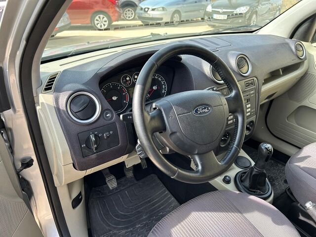 FORD FUSION TREND 1.4 TDCI SPANISH LHD IN SPAIN 0NLY 85000 MILES SUPERB 2005